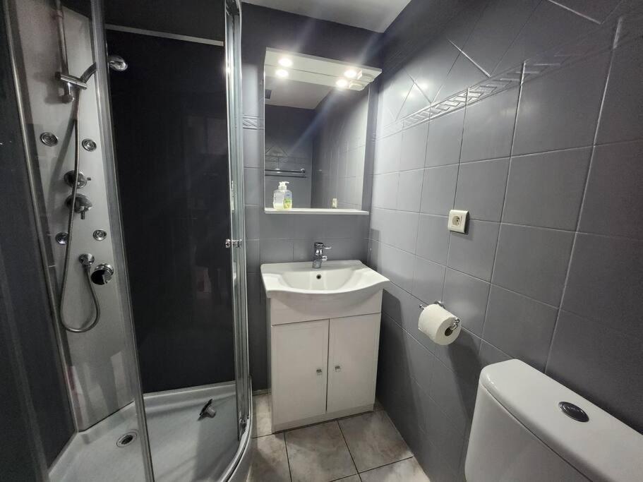 Appartement A Deux Pas De La Promenade Des Anglais Nizza Exterior foto
